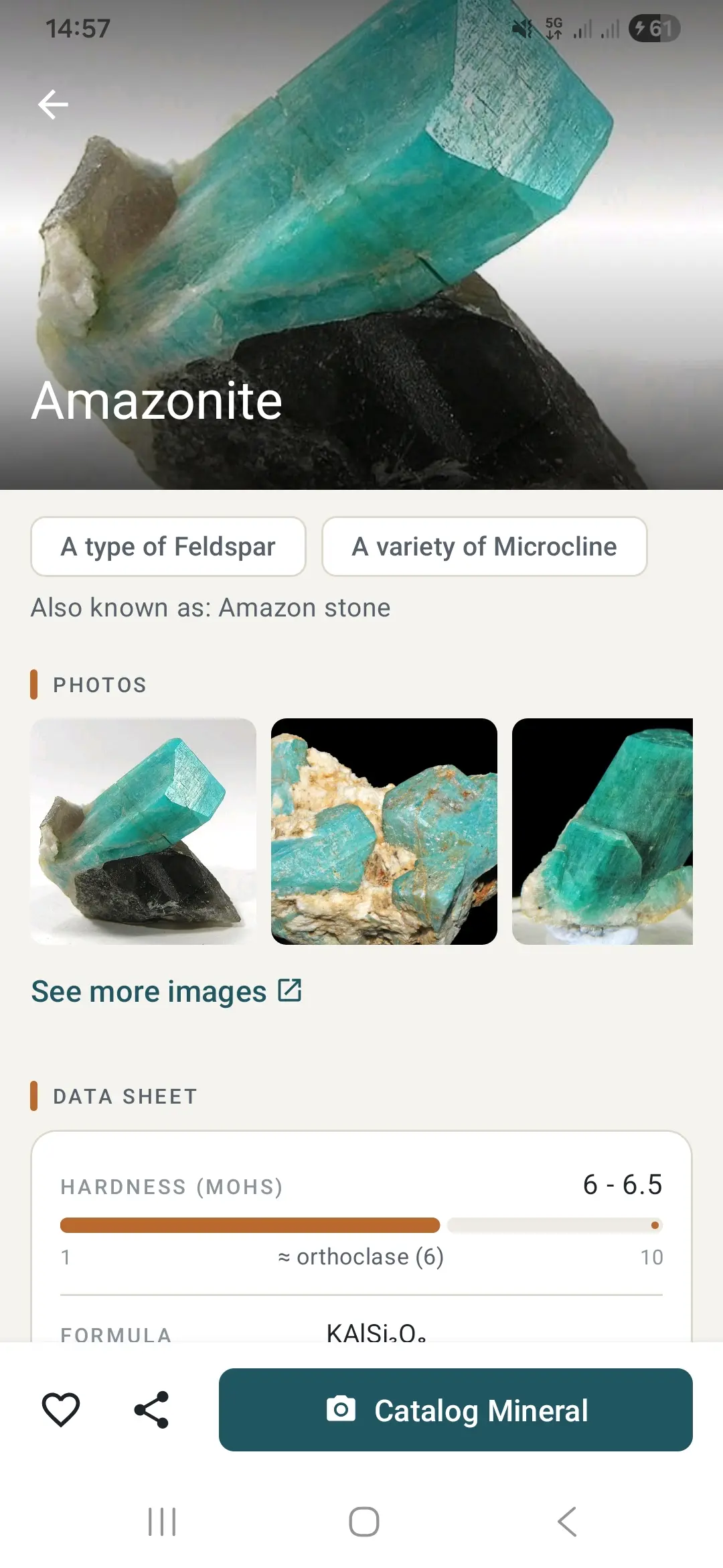Mineral datasheet with Mohs hardness, streak and chemical formula