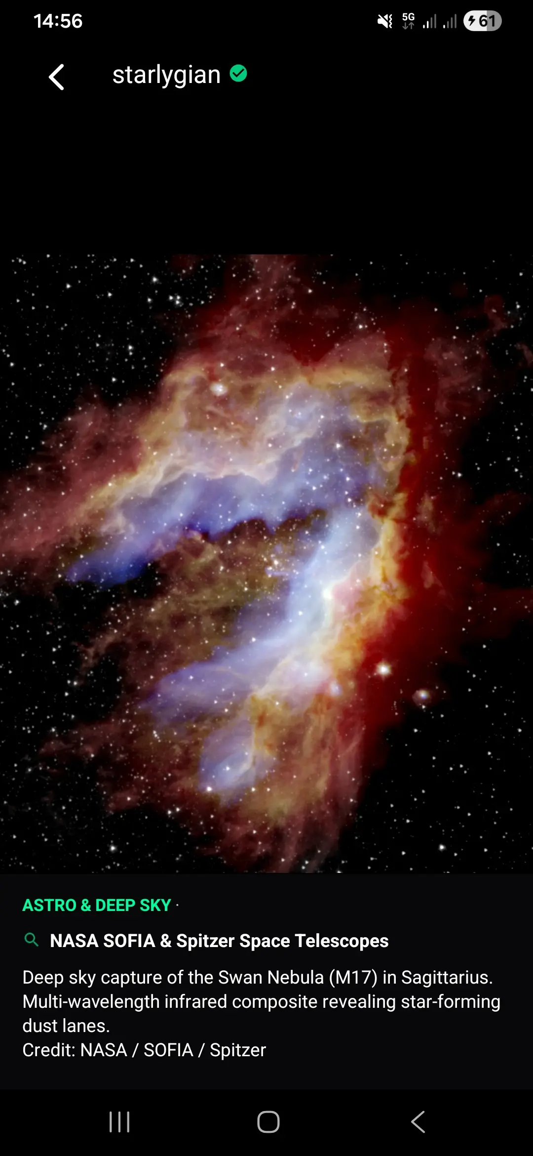 Astrophotography post opened full screen in Starlyze